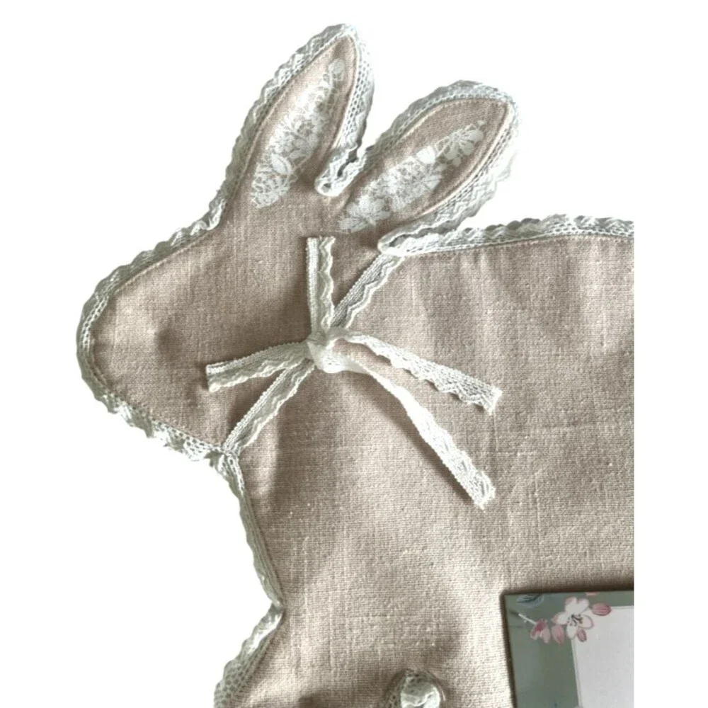 Lillian August Bunny Shaped Placemats Beige Lace Accents Kids Easter Set of 4